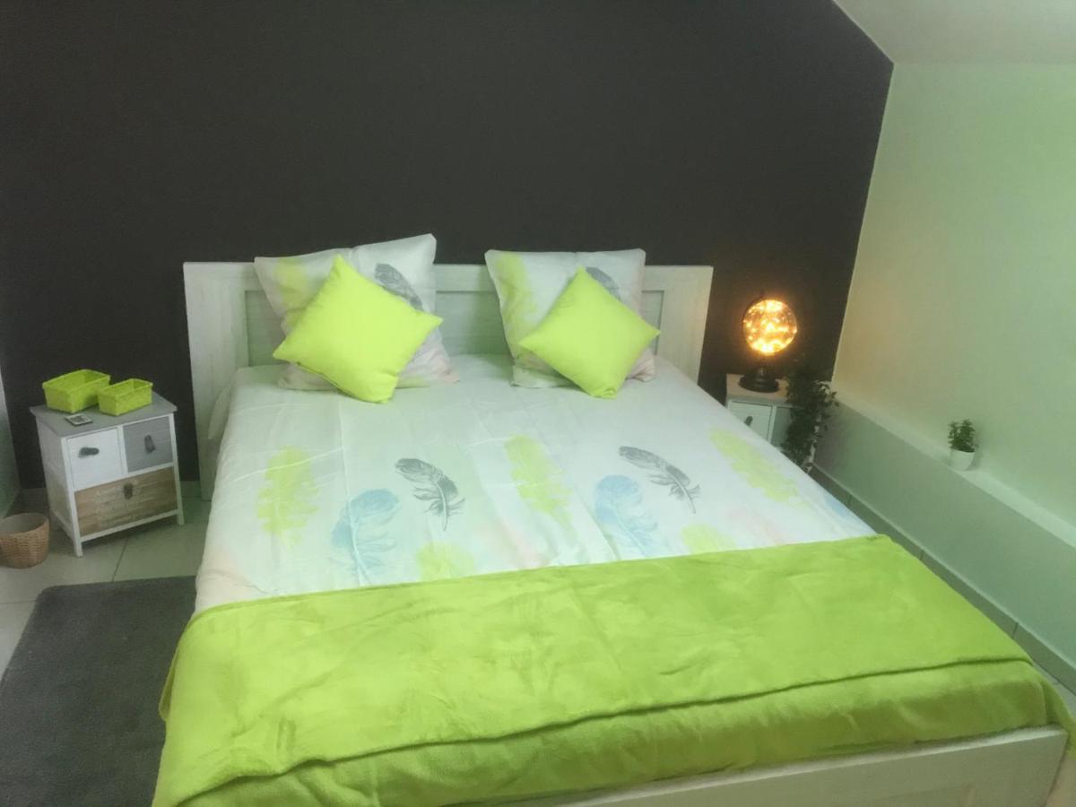Le Lodges Quievrain Buitenkant foto