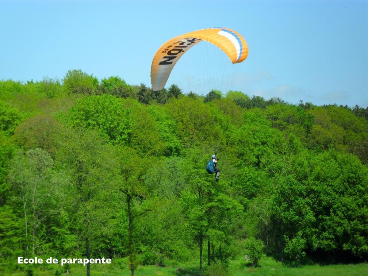 Le Lodges Quievrain Buitenkant foto