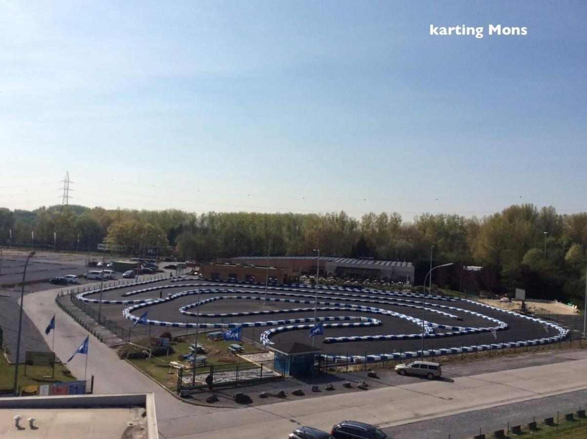 Le Lodges Quievrain Buitenkant foto
