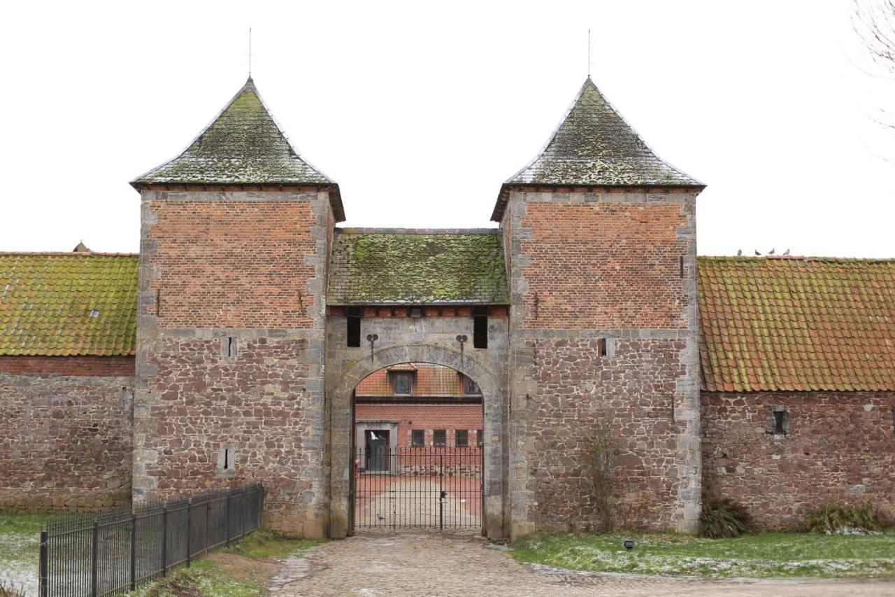 Le Lodges Quievrain Buitenkant foto