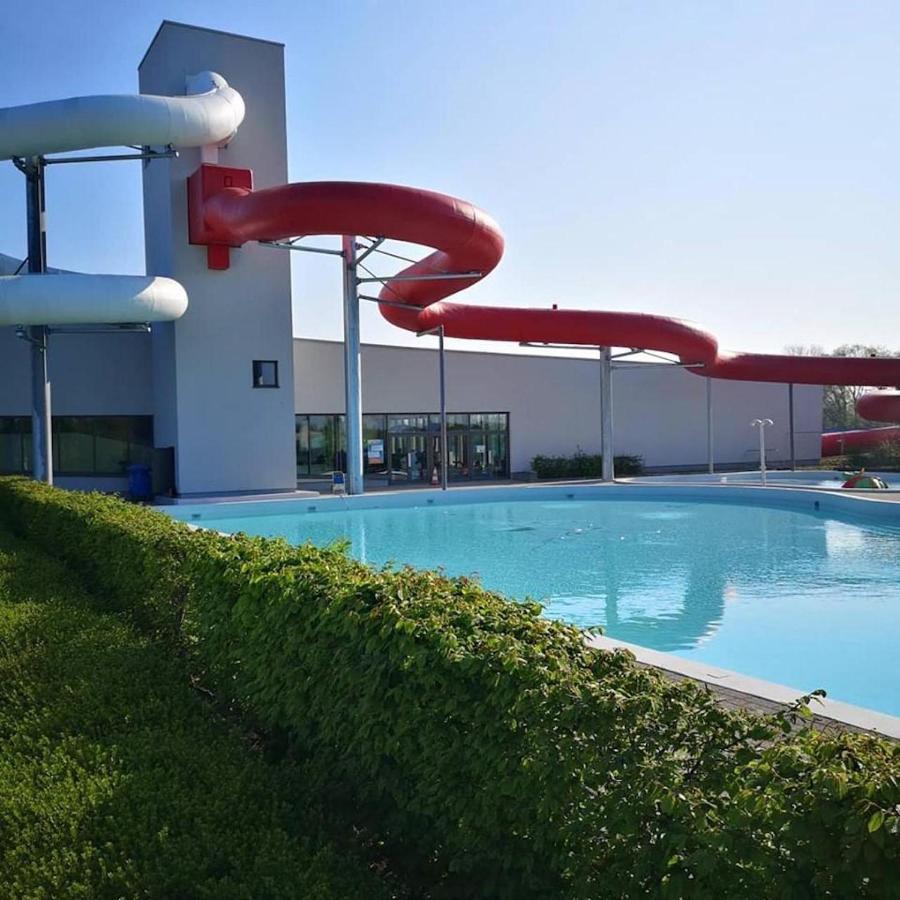 Le Lodges Quievrain Buitenkant foto